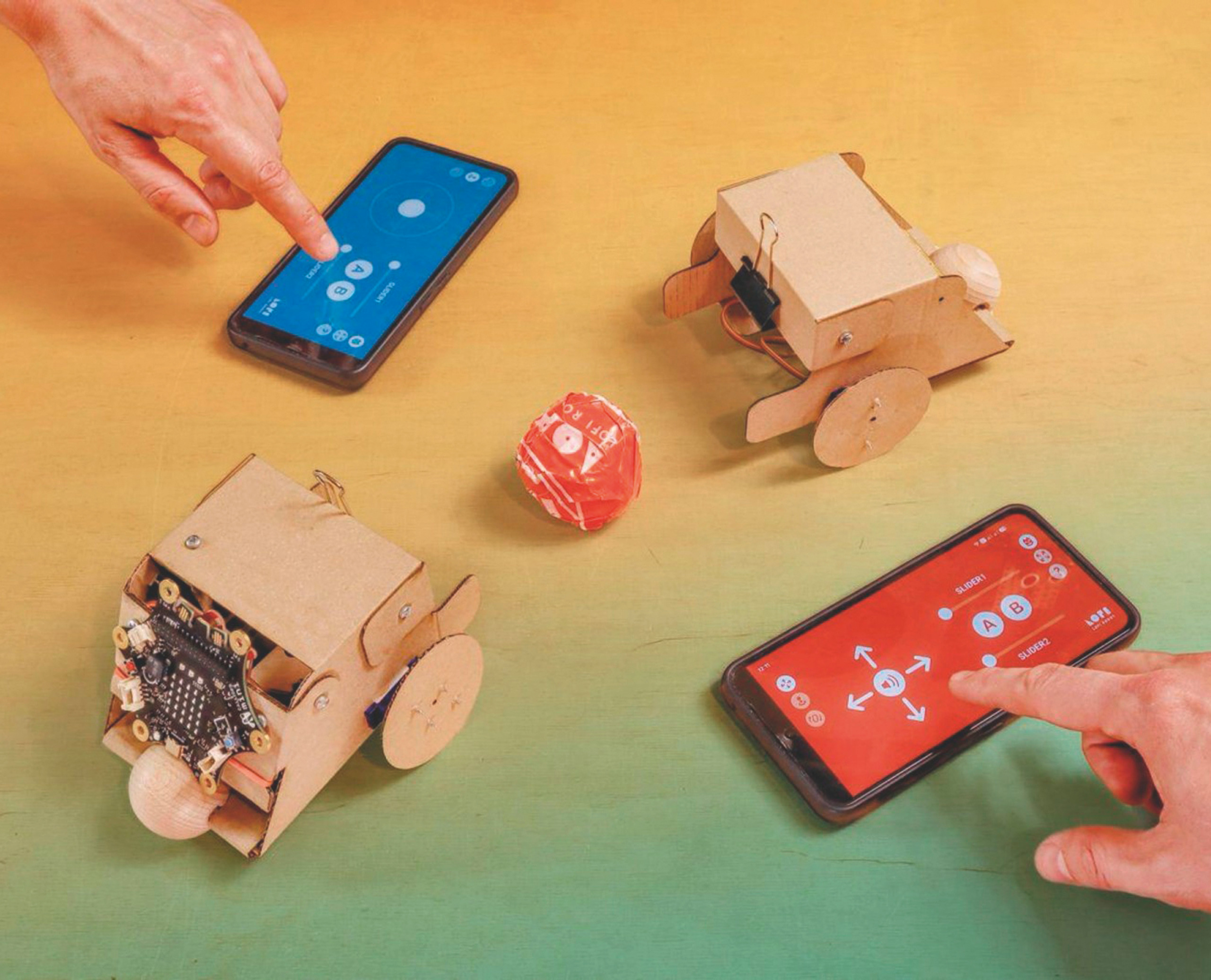 Cardboard Robot-sjabloonpakket Robot Car met uitbreiding