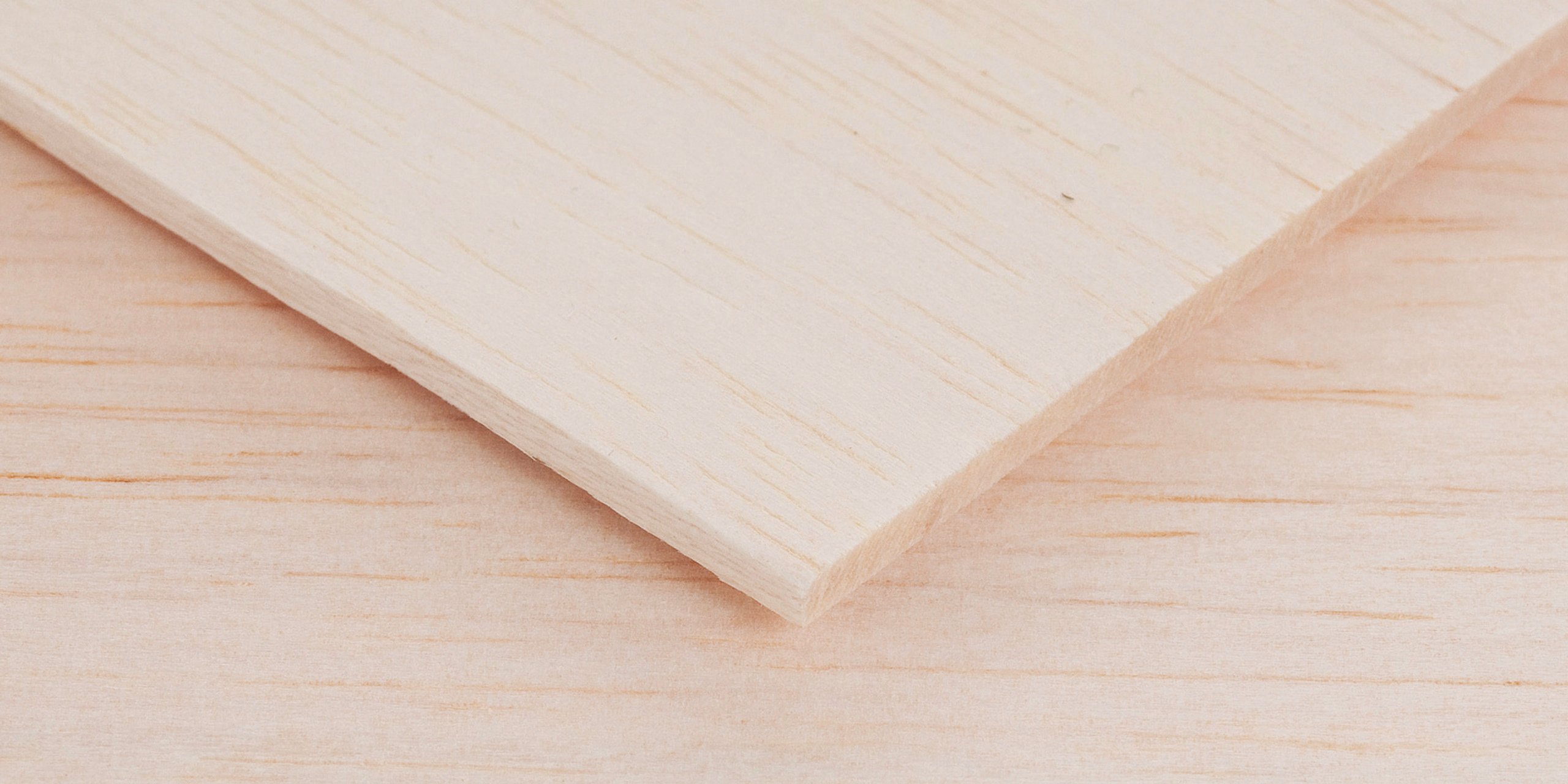 Planches en balsa , Faces raboté..., 5,0 mm